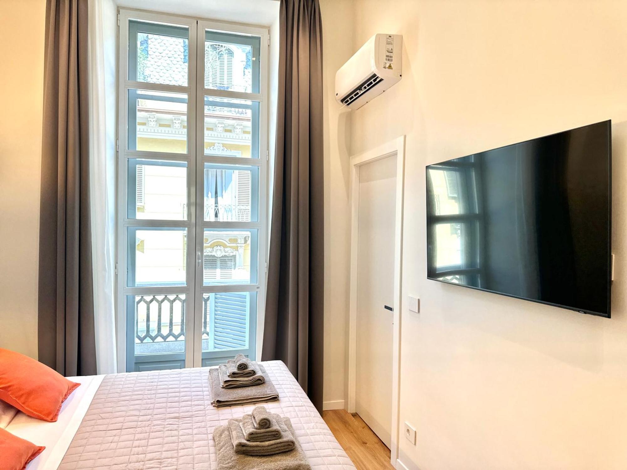 Savoy Luxury Apartment City Center トリノ エクステリア 写真